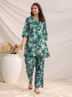 Janasya - Women Green Floral Co-Ord (Set of 2)