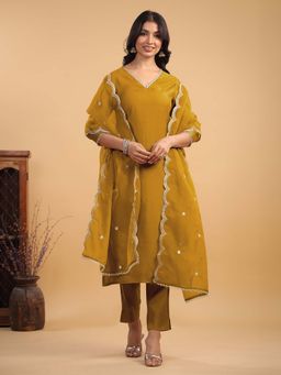 Janasya - Women Mustard Solid Kurta with Pant and Dupatta (Set of 3)