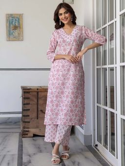 Janasya - Women Pink Floral Kurta with Pant (Set of 2)