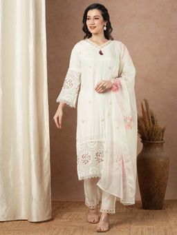 FASHOR - Women White Embroidered Kurta with Pant and Dupatta (Set of 3)