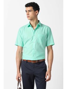 Van Heusen - Men's Green Solid Half Sleeves Shirt