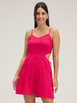 Twenty Dresses by Nykaa Fashion - Pink Solid Sweetheart Neckline Short Dress