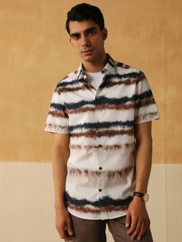 Andamen - Regular Fit Men Brown Print Cotton Half Sleeve Shirt