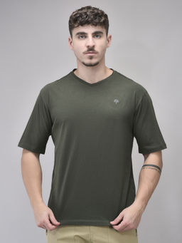 WOODLAND - Men Olive Solid V-Neck T-Shirt