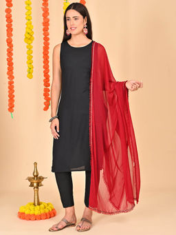 Hella Fashions - Maroon Chiffon Embellished Dupatta