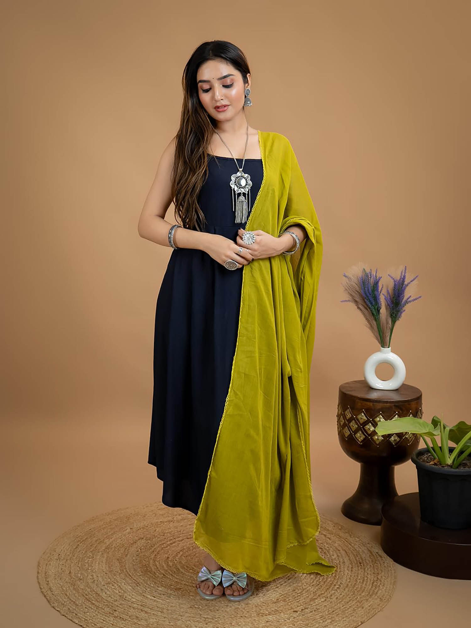 Green Cotton Solid Dupatta-image-17