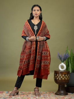 Ushvii - Khaasaj Red Ajrakh Dupatta