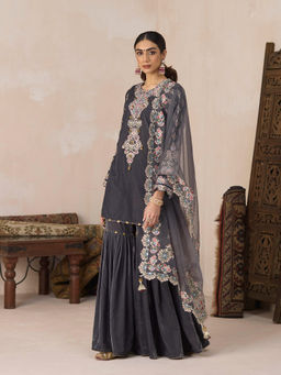 Inej - Grey Embroidery Dupatta