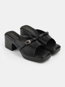Black color option, Sold out, Currently selected