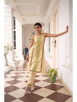 Rivaz Threads and Co - Hoor Khadi Chikankari Kurta with Pant - Beige (Set of 2)