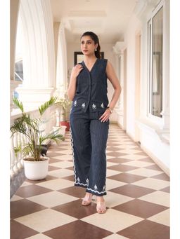 Rivaz Threads and Co - Hoor Khaadi Co-Ord - Navy Blue (Set of 2)