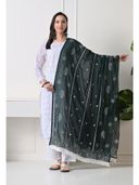 Green color option, Sold out, Currently selected