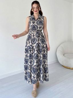 MANOJAVA - Women Black Floral Printed Trendy Dress with Belt