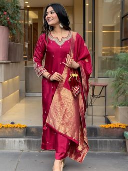 Gahan - Roman Silk Neck Embroidered & Sequinned Red Kurta Pant & Banarasi Dupatta (Set of 3)