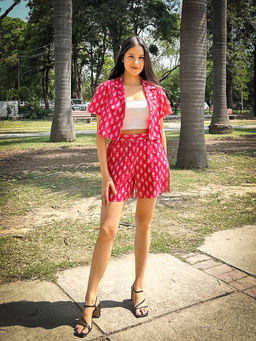 Uptownie - Cotton Two Piece Shorts And Cropped Shirt Co-ord (Set of 2)