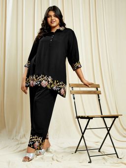 Globus - Gloplus Women Black Embroidered Shirt Style Tunic With Trousers Plus Size Fusion Co-Ord Set