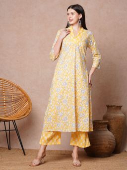 FASHOR - Abstract Floral Printed A-Line Panelled Kurta & Pant - Yellow (Set of 2)