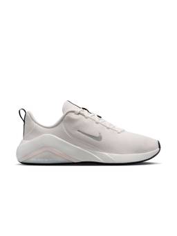 Nike - Women White Bella 7 Training Shoes
