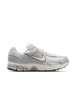 Nike - Men Zoom Vomero 5 SE Sneakers