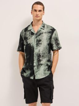 The Bear House - Mens Green Relaxed Fit Digital Print Shirt