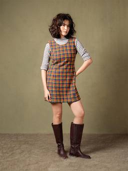Theater - Women Macgraw Textured Cherry Knee-High Boots with Block Heel