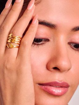 ELRA - 18K Gold Plated Wave Ring Stainless Steel Waterproof & Anti-Tarnish