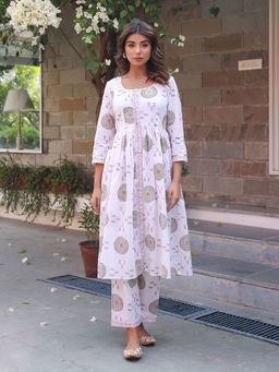 Bud & Tulip - Ambuja Kurta with Pant and Dupatta (Set of 3)