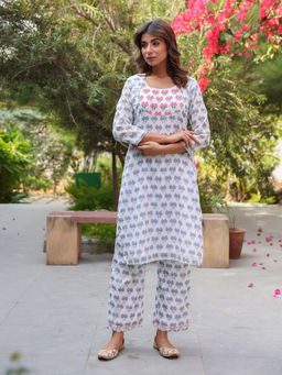 Bud & Tulip - Irish Lotus Sujata Kurta with Pant and Dupatta (Set of 3)