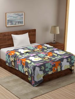 HOSTA HOMES - 210 Gsm Microfibre Filled Cartoon Geometric Reversible Comforter - Grey