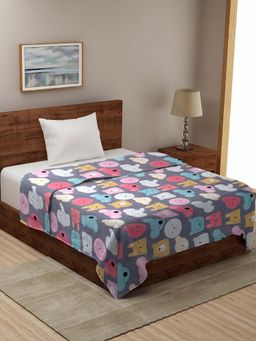 HOSTA HOMES - 210 Gsm Microfibre Filled Cartoon Geometric Reversible Comforter - Grey