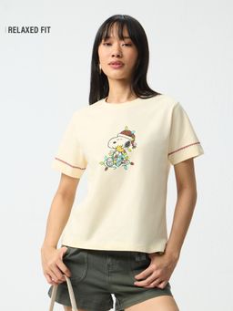 The Souled Store - Official Peanuts: Christmas Womens Relaxed Fit T-Shirt