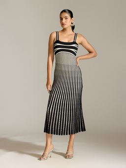 Label Ritu Kumar - Black Chase Square Dress