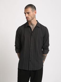 The Bear House - Men Black Vertical Striped Slim Fit Cotton Casual Shirt