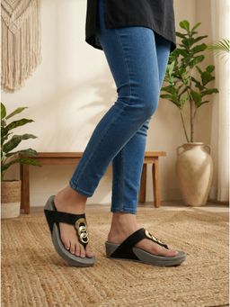 SHOE BEE - Round Toe Sandals Black