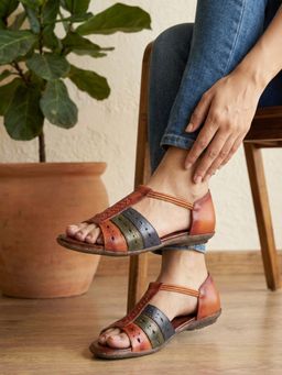 SHOE BEE - Tan Leather Flat Sandals