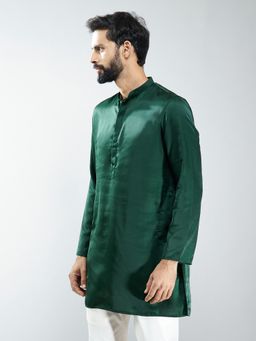 Vastramay - Green Men Silk Solid Kurta
