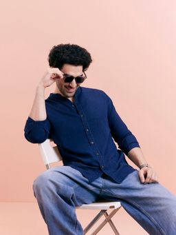 KISAH - Men Blue Textured Denim Short Kurta