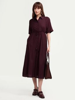 RAREISM - Maroon Raglan Sleeve Solid Midi Shirt Dress With Belt