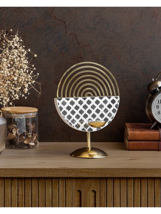 Studio Ekasth Lihaaz Tea Light Stand