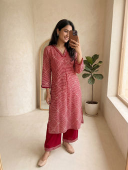 DEVRI - Women Red Printed Kurta Set In Soft German Rayon Kurta with Pant