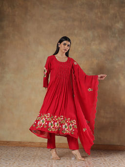 DEVRI - Women Red Devyani Silk Embroidered Anarkali Kurta with Pant and Dupatta