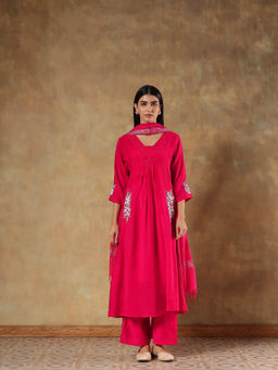 DEVRI - Women Pink Aarini Mul Chanderi Embroidered Anarkali Kurta with Pant and Dupatta