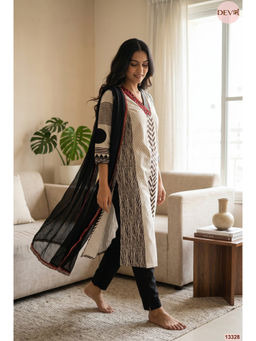 DEVRI - Women Noor Pure Cotton Printed Black Kurta with Pant and Dupatta