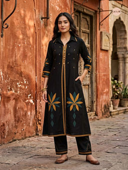 DEVRI - Women Meher Cotton Printed Black Kurta with Pant