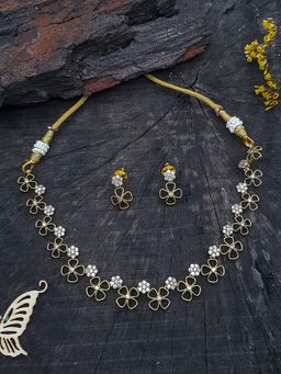 GRIIHAM - Premium Sayara Collection Elegant Cz Jewellery Set