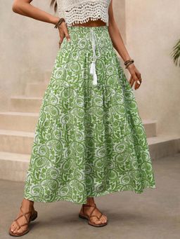 Outzidr - Green Waist Smocked Detail Printed Skirt