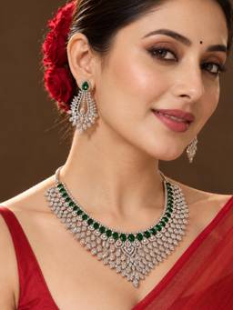 Niscka - Emerald Green Stone Necklace and Earrings Set