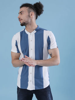 Campus Sutra - Men Knitted Blue Horizontal Striped Shirt