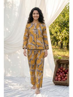 SAY - Yellow Animal Print Round Neck Pure Cotton Night Suit For Women