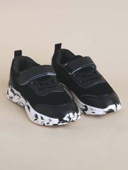 Hopscotch - Boys Black Velcro Sneakers